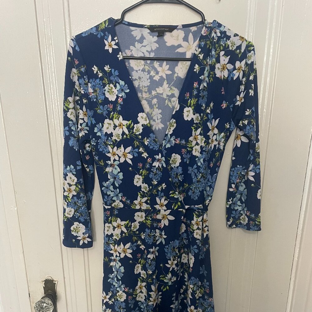 Banana Republic Blue Floral Wrap Dress S